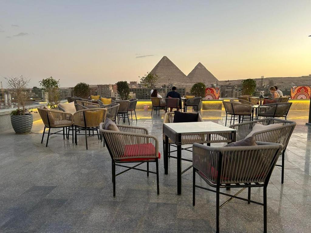 Pyramid Front Hotel Al Kawm al Akhdar Eksteriør bilde